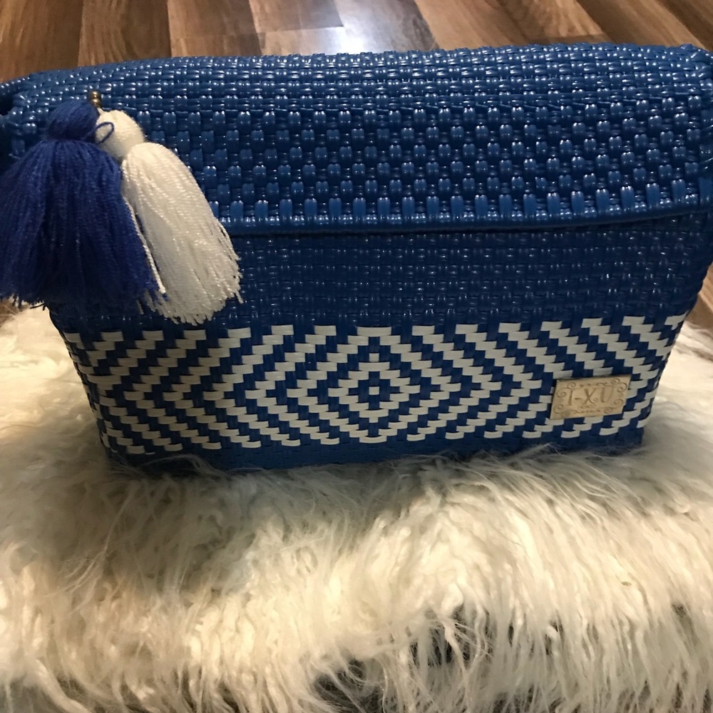 Cute blue and white tote🧡